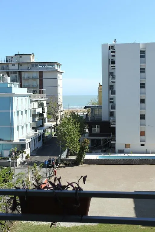 ***  רימיני Mini hotel איטליה